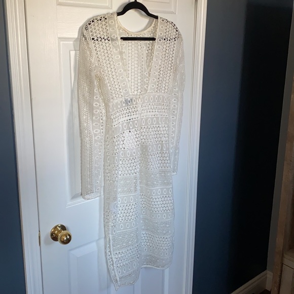 Bardot Zoe Lace Dress - Picture 4 of 8